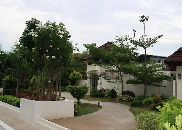 Spacious Fully Furnished 2br In Mactan Affittacamere 3*