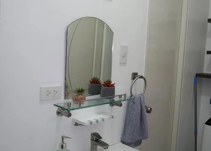 Spacious Fully Furnished 2br In Mactan